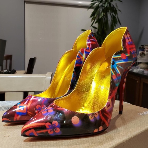 NEW Christian Louboutin Hot Chick 120 Patent Pumps size 39 - Picture 5 of 10